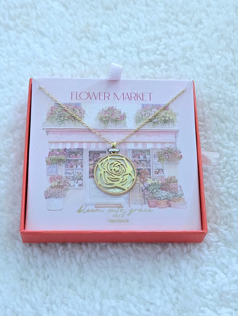 Mia Sarine Rose🌹 Cutout✂️ Pendant Necklace - NIB - Picture 14 of 15